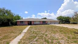 333 Princess Drive — Rolling Acres