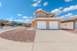 10031 PALOMA Drive — Falcon Heights