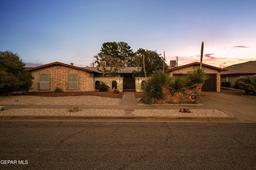 9002 RANCICH Street — Park Foothills