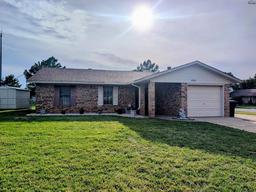 4900 Mccleod Drive — Loch Lomond