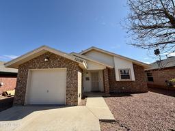 12589 TIERRA NORTE Road — Tierra Del Este