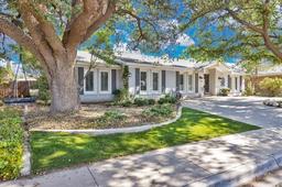 3959 Lakeside Dr — Lakeside Estates