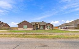 2105 Evans Lane — Freeland Addition
