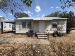 2219 Hines Boulevard — Sunnyside Heights