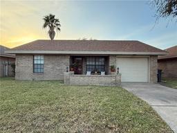 2303 Wisteria Avenue — La Hacienda