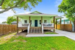 2311 S Bronte Street — Manning