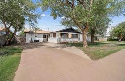2233 SE 23RD Avenue