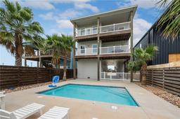 1216 Ross Avenue — Mustang Island