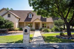 3509 La Cumbre Dr — Comanche Trace