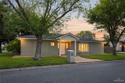 500 E Ridgeland Avenue — Fairway Grande Village