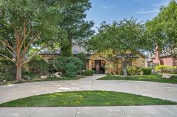 2609 HAWTHORNE Drive