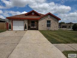 424 Rey Salomon St — VILLA DEL REY