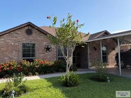 2674 Paris St — EL VALLE GRANDE