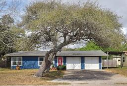 324 S 8th — Aransas Pass