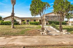 1213 W Loop 374 — Mission Groves Estate