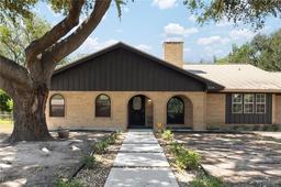 2114 Anacua Circle — Sunny Grove Estates # 1