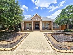 4809 W Cherrywood Court — Briarwood