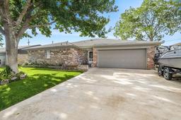 4205 SHERWOOD Lane