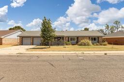 3327 Providence Dr — Providence Park