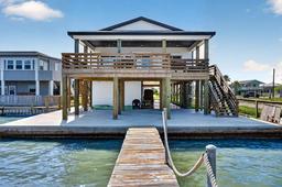 45 Belaire Dr — Holiday Beach