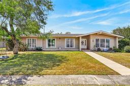 339 Baycliff Drive — Shoreline Estates
