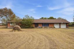 4503 Mockingbird Lane — Melody Acres