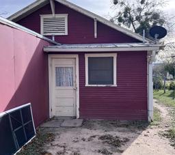 612 E Harris Avenue — Ellis