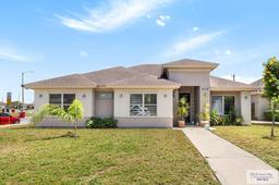 6718 Stone Oak Dr — THE WOODLANDS