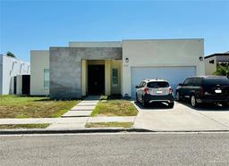 214 S Driftwood Avenue — Redstone Estates