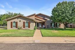 3001 E 21st St — Wedgewood