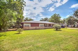 115 Churchill Boulevard — River Oaks