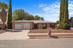 805 ESPOLON Drive — Chaparral Park