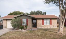 1726 Mermaid Drive — Greenway Gardens