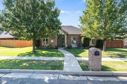 7705 PINNACLE Drive