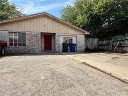 2929 Mary Street — Steele