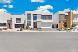 6702 N 11th Lane — Villas De Santiago