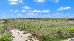 4742 County Road 132, Floresville, TX, 78114