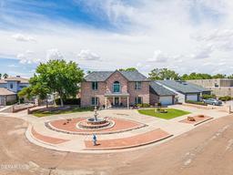 2117 HOME SHOW Lane — Vista Hills