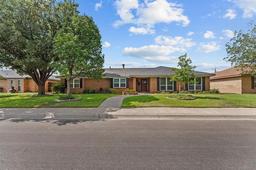 4204 Crestridge Dr — Crestgate