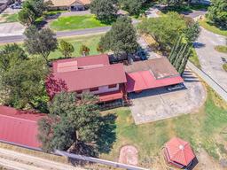 9400 Cromwell Terrace — Colonial Estates