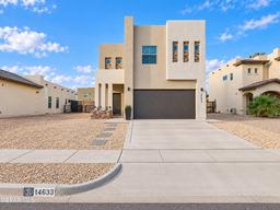 14633 Ciambriello Avenue — Tierra Del Este