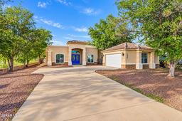 1045 MAXIMO Street — Spanish Court