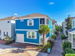 402 Sailhouse Way — Sailhouse