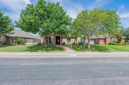 5702 San Saba Ave — Holiday Hill Village