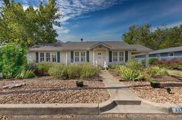 217 W Morse St — Basse