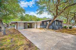 1904 Bay Ave — Little Bay Shores