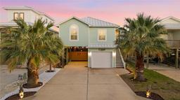 330 PARADISE POINTE Drive — Paradise Pointe Nud