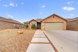 6726 Cowboy Dr — Lone Star Trails