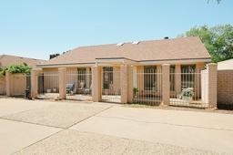 5103 Ashdown Place — Saddle Club South
