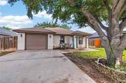 9109 N 37th Lane — Oxford Square